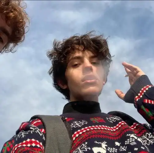 6686体育中级作者巨甜小黄瓜