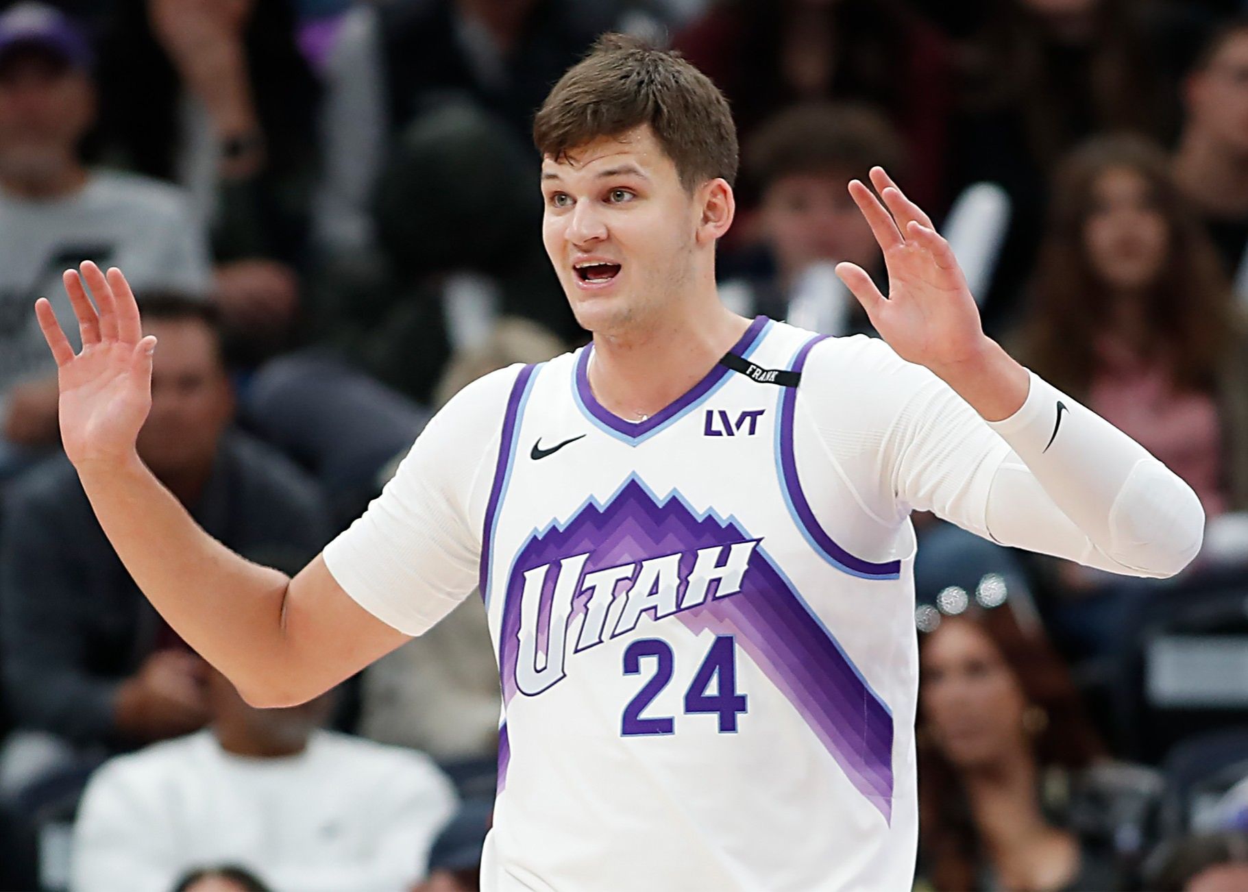 ชามส์: แจ๊ส หมายเลข 5 เคสเลอร์เข้ารับการผ่าตัดไหล่ซ้าย และต้องพักทั้งฤดูกาล