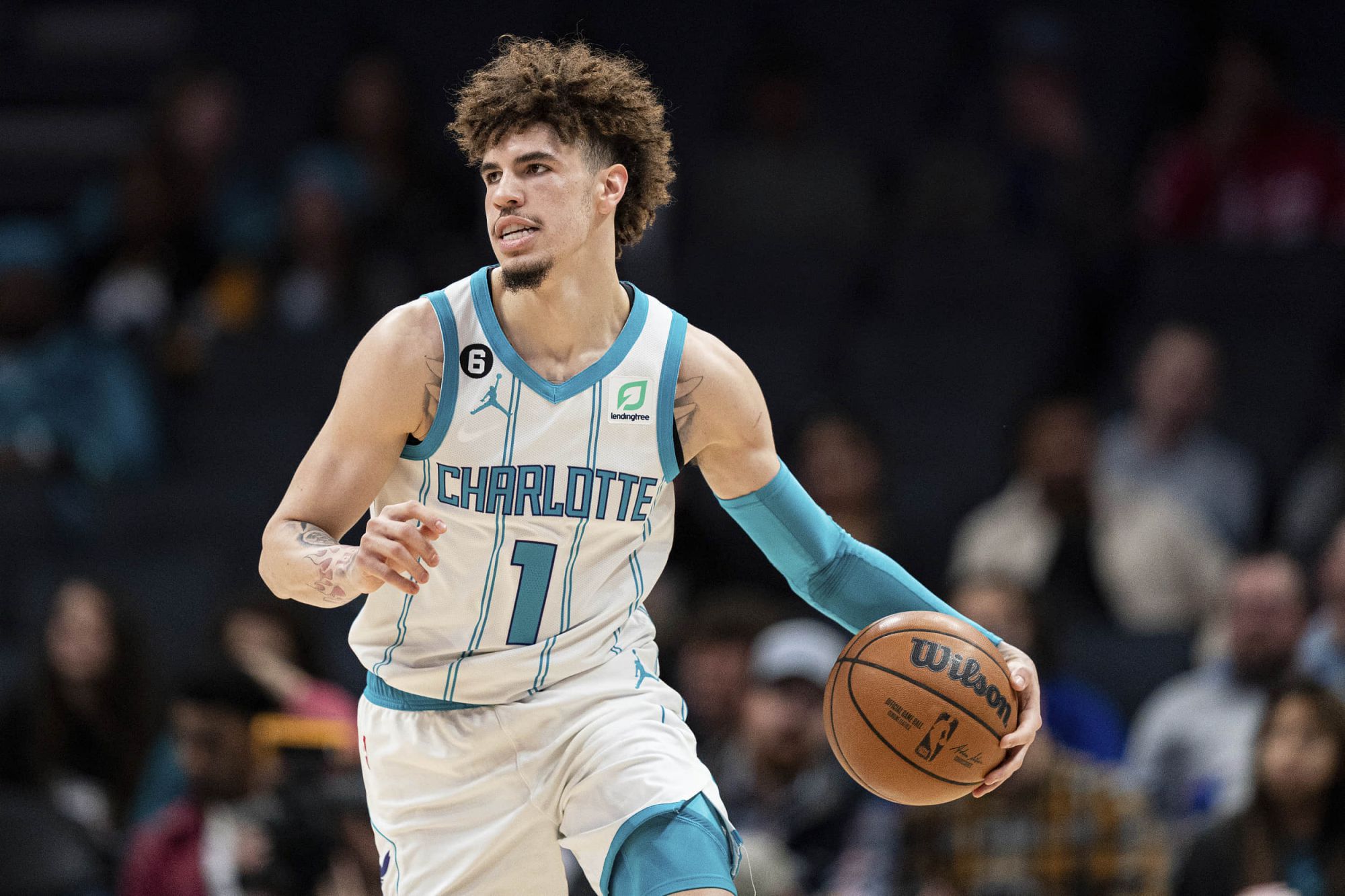 เหตุการณ์สำคัญ! คะแนนอาชีพของ LaMelo Ball ทะลุ 5,000 คะแนน