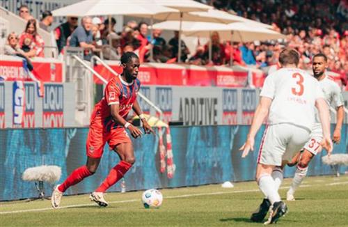 ไฮเดนไฮเมอร์ VS โคโลญจน์